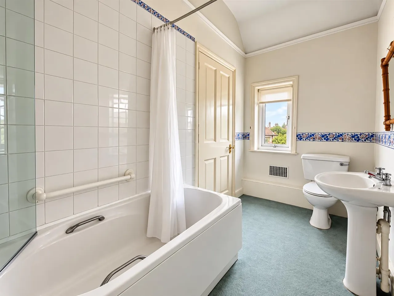 Coxlow House, Horam, TN21, photo 14