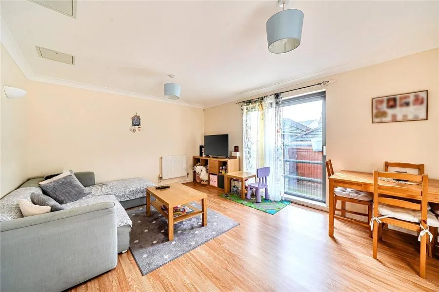 Jubilee Square, Reading, RG1, photo 2