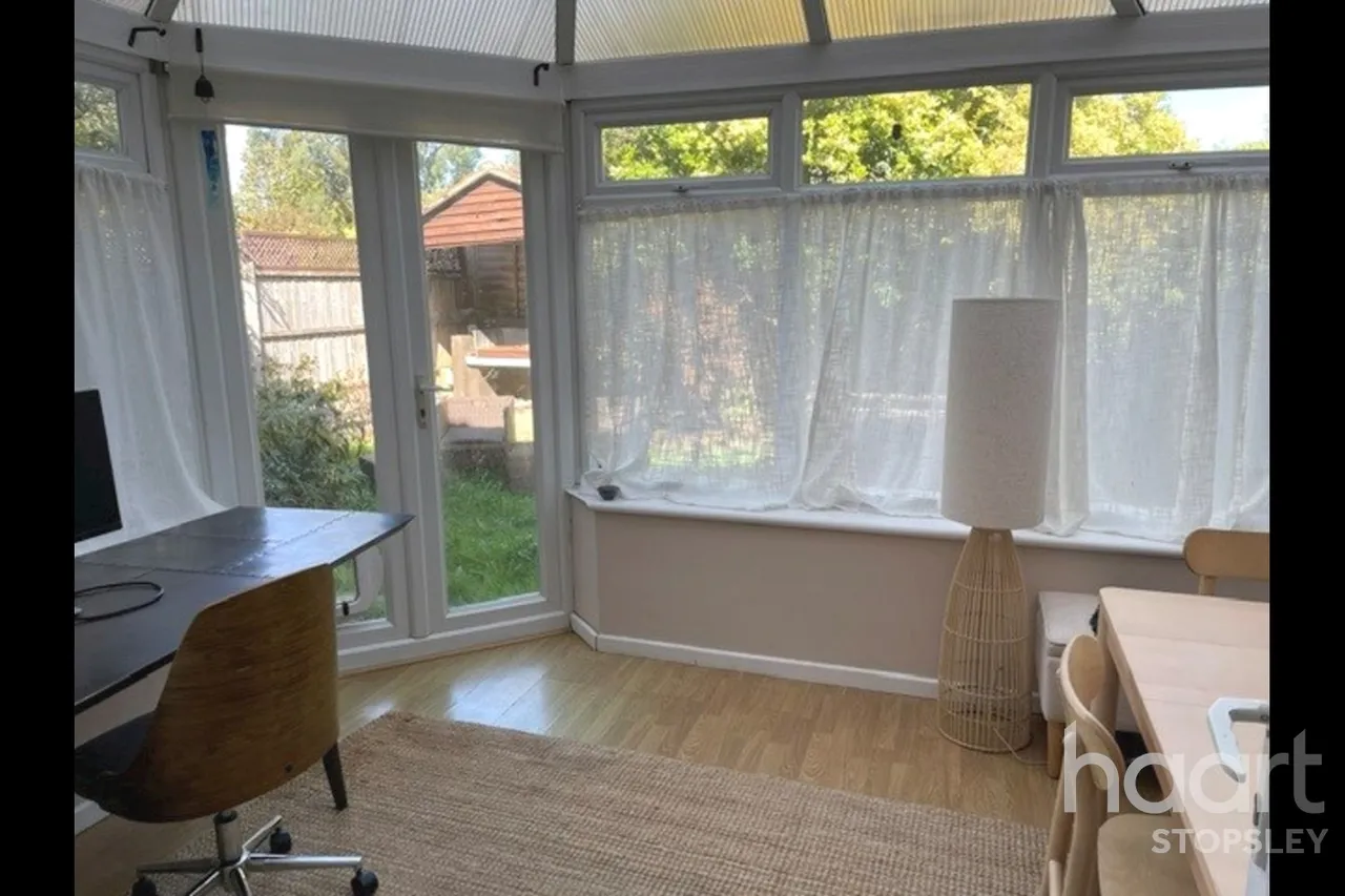Warton Green, Luton, LU2, photo 11