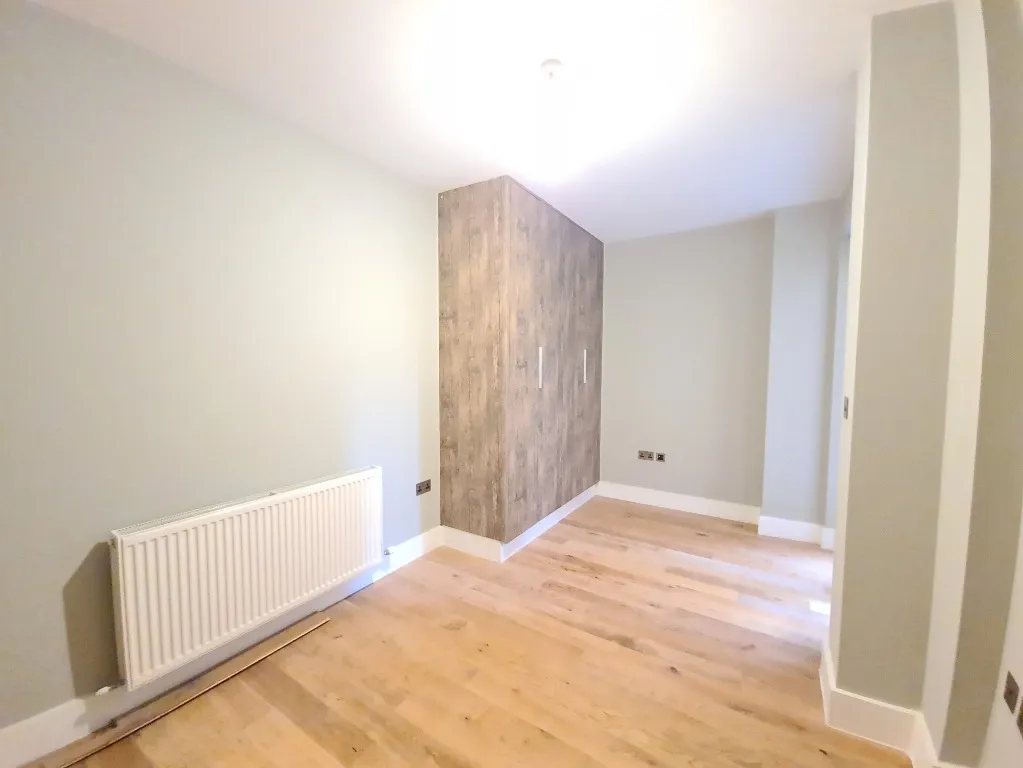 High Street South, Dunstable, LU6, photo 8