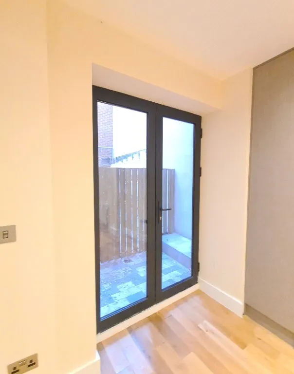 High Street South, Dunstable, LU6, photo 5