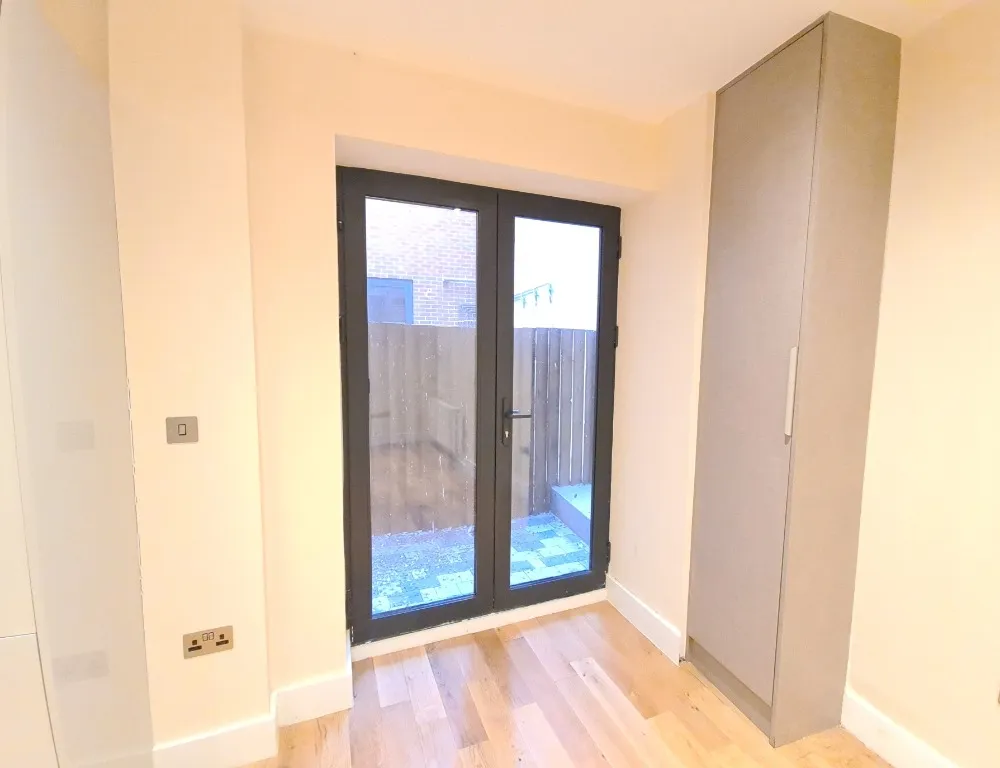 High Street South, Dunstable, LU6, photo 6
