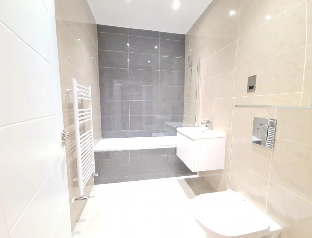 1 bed flat to rent — High Street South, Dunstable, LU6