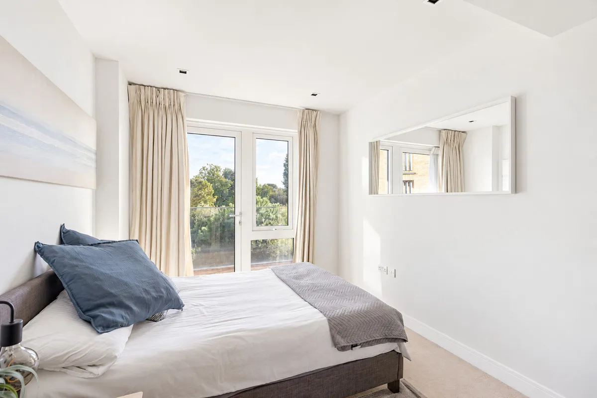Kew Bridge Road, Brentford, TW8, photo 11