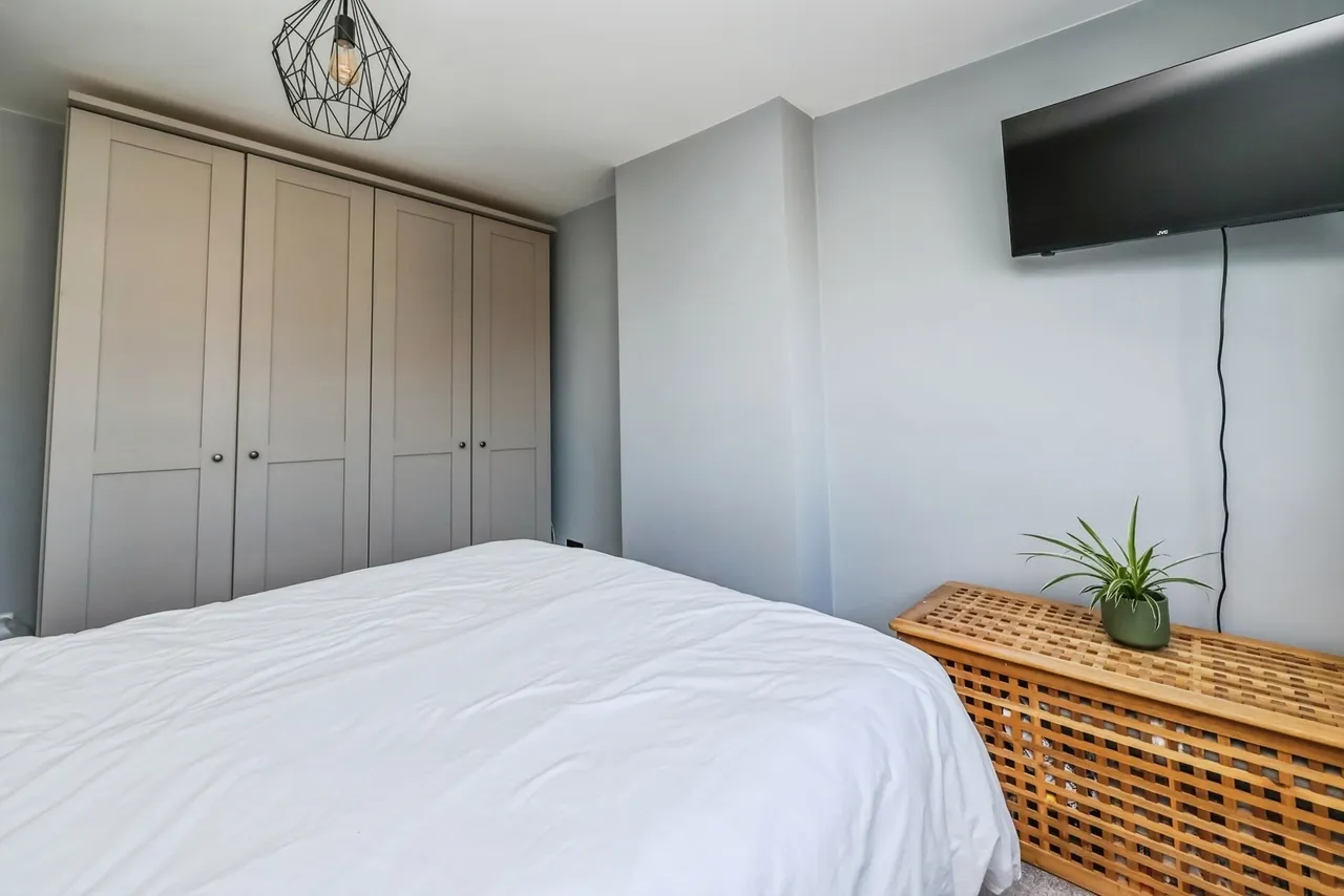The Downs, Silverdale, Nottingham, NG11, photo 12