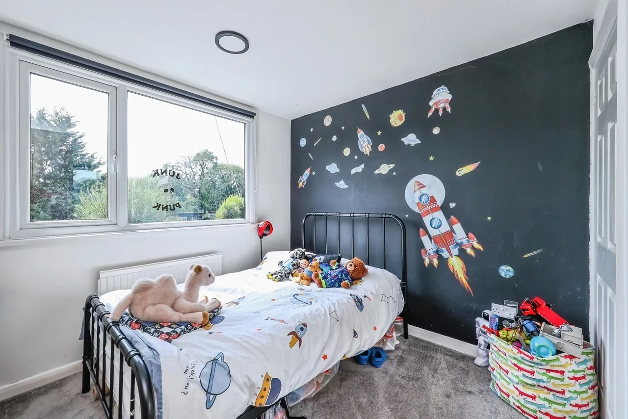 The Downs, Silverdale, Nottingham, NG11, photo 13