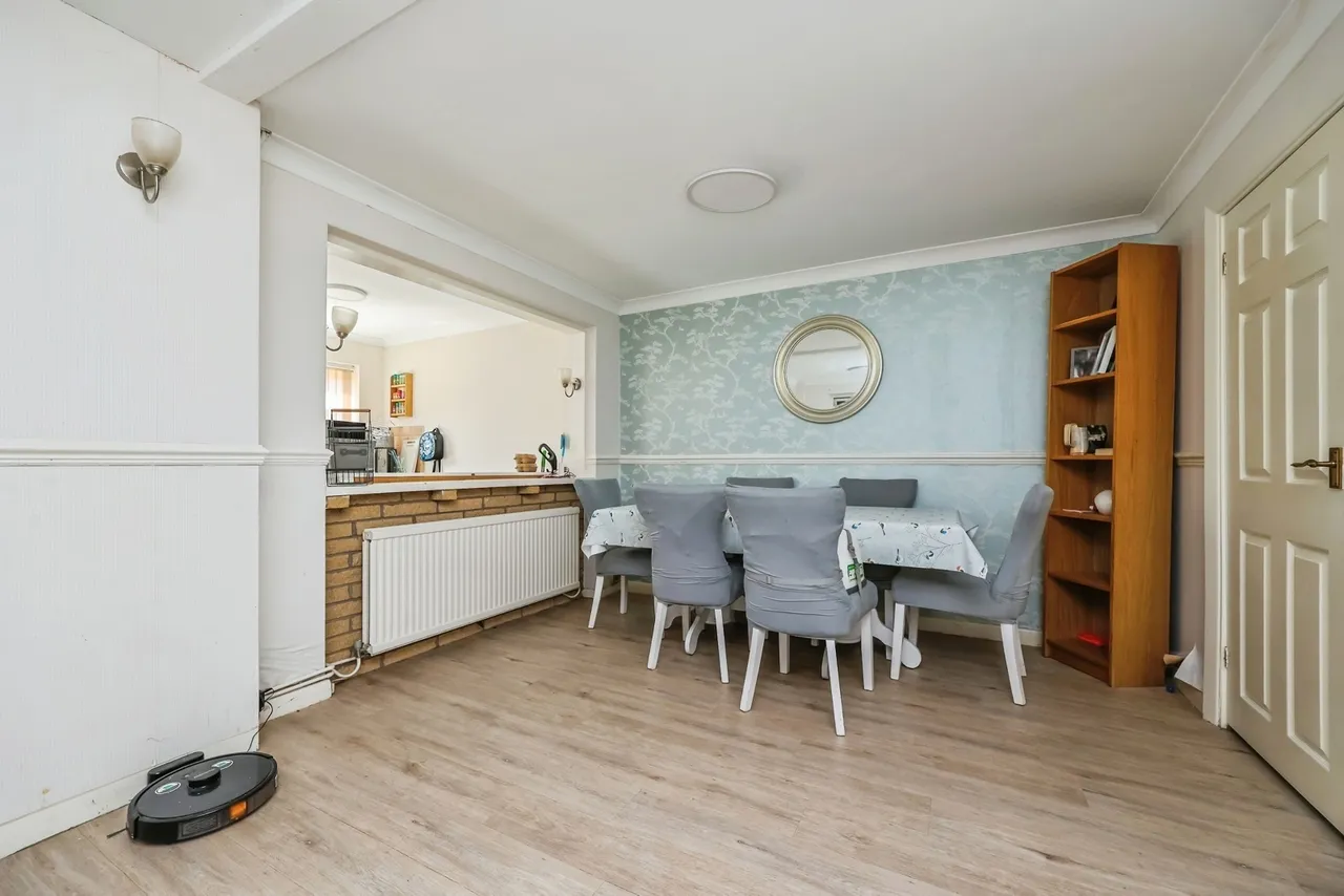 The Downs, Silverdale, Nottingham, NG11, photo 8