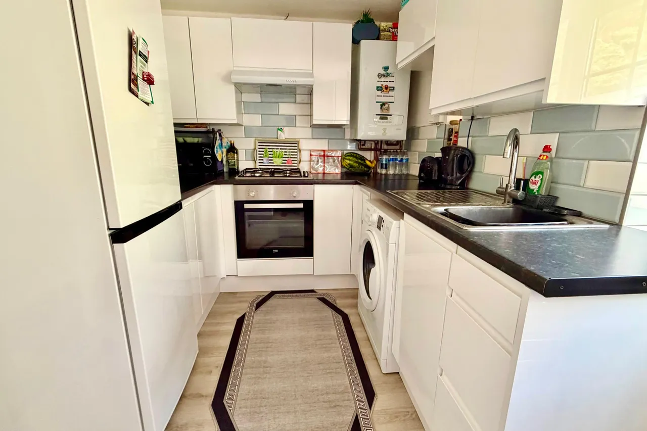 Southampton Road, Ringwood, BH24, photo 4