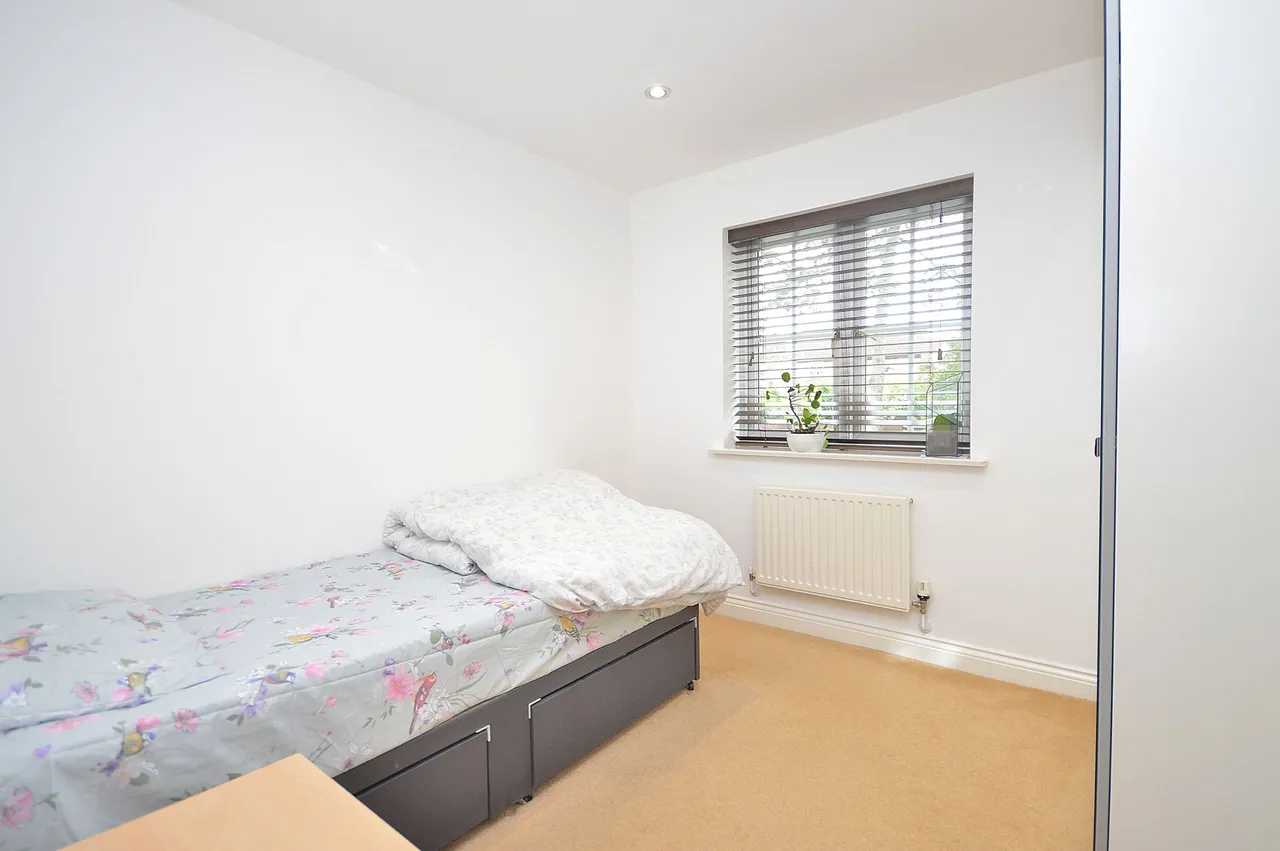 Honeysuckle Way, Northampton, NN3 3QE, photo 22