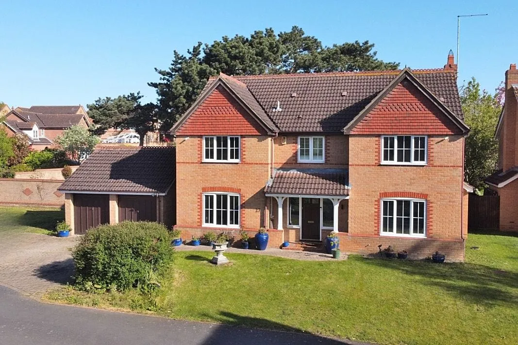 Honeysuckle Way, Northampton, NN3 3QE, photo 25