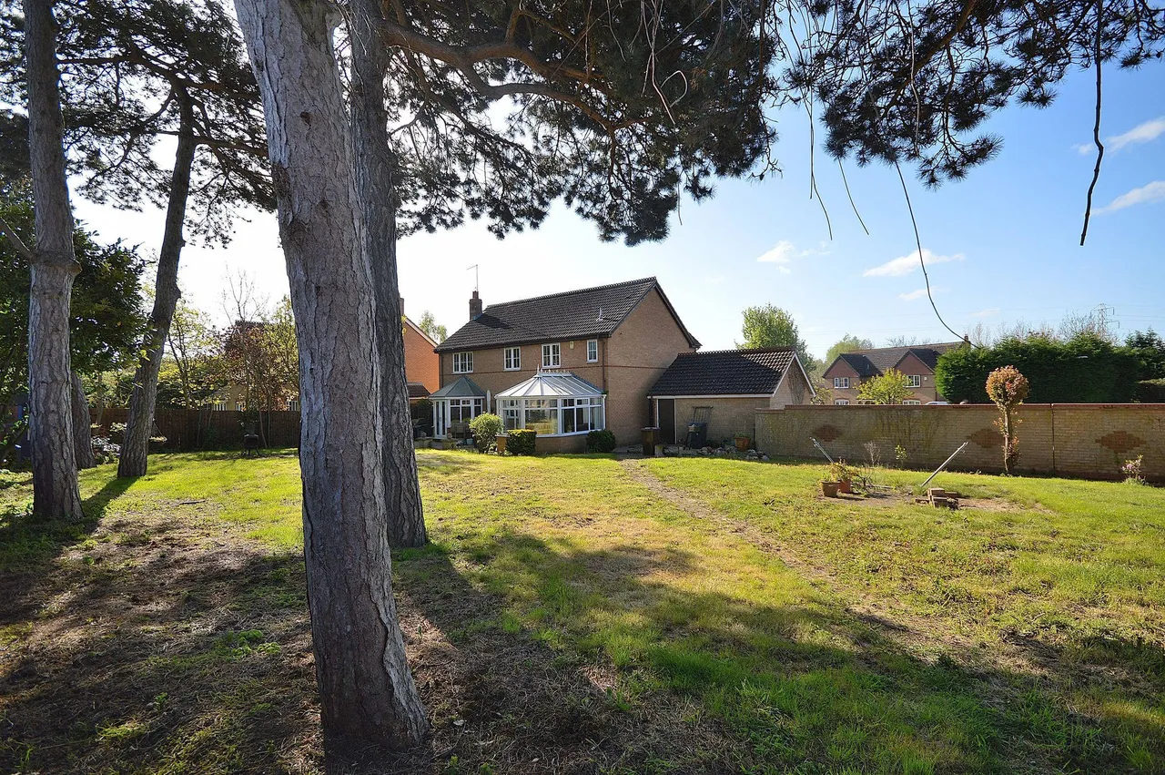 Honeysuckle Way, Northampton, NN3 3QE, photo 30