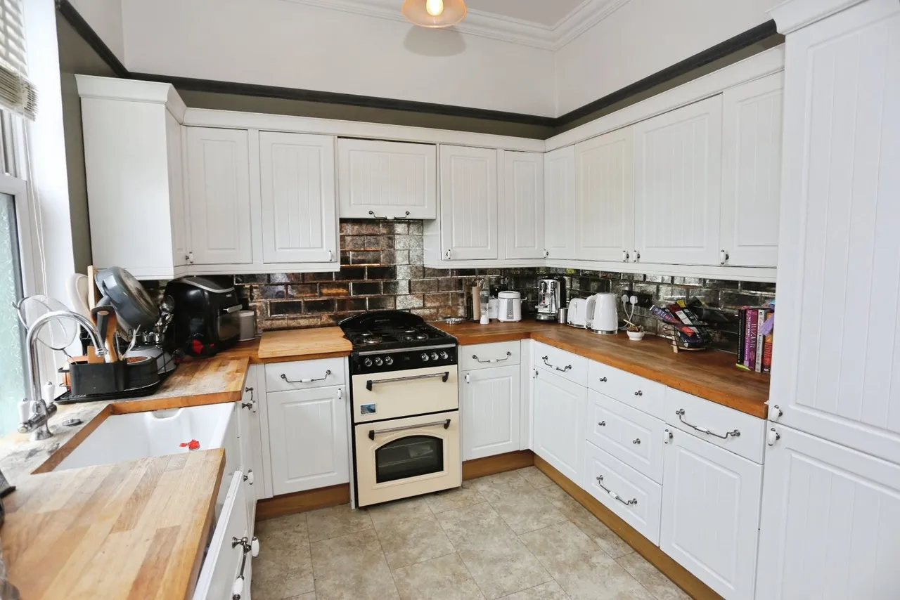 Wellington Road North, Heaton Chapel, SK4, photo 13