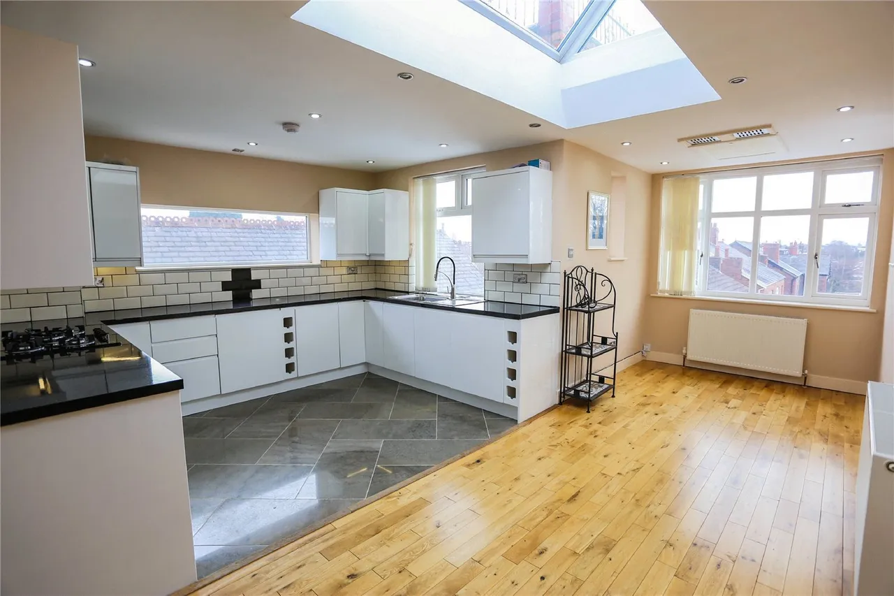 Wellington Road North, Heaton Chapel, SK4, photo 6