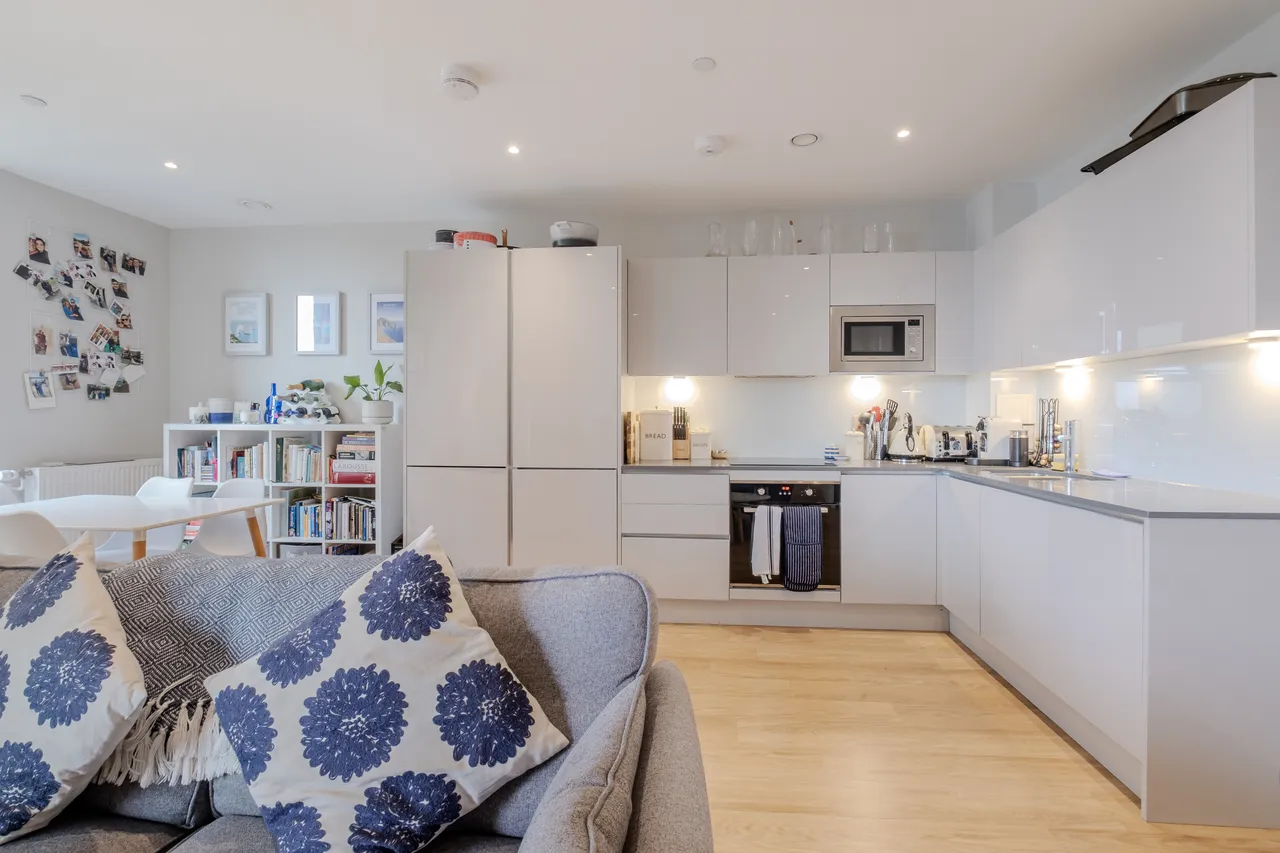 81 Plough Lane, London, SW17, photo 2