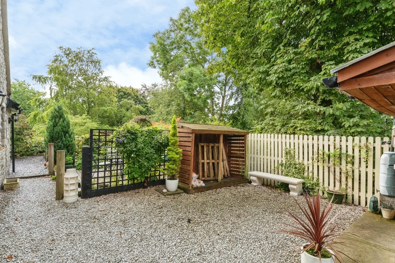 Church Terrace, Rhes-y-Cae, CH8, photo 35