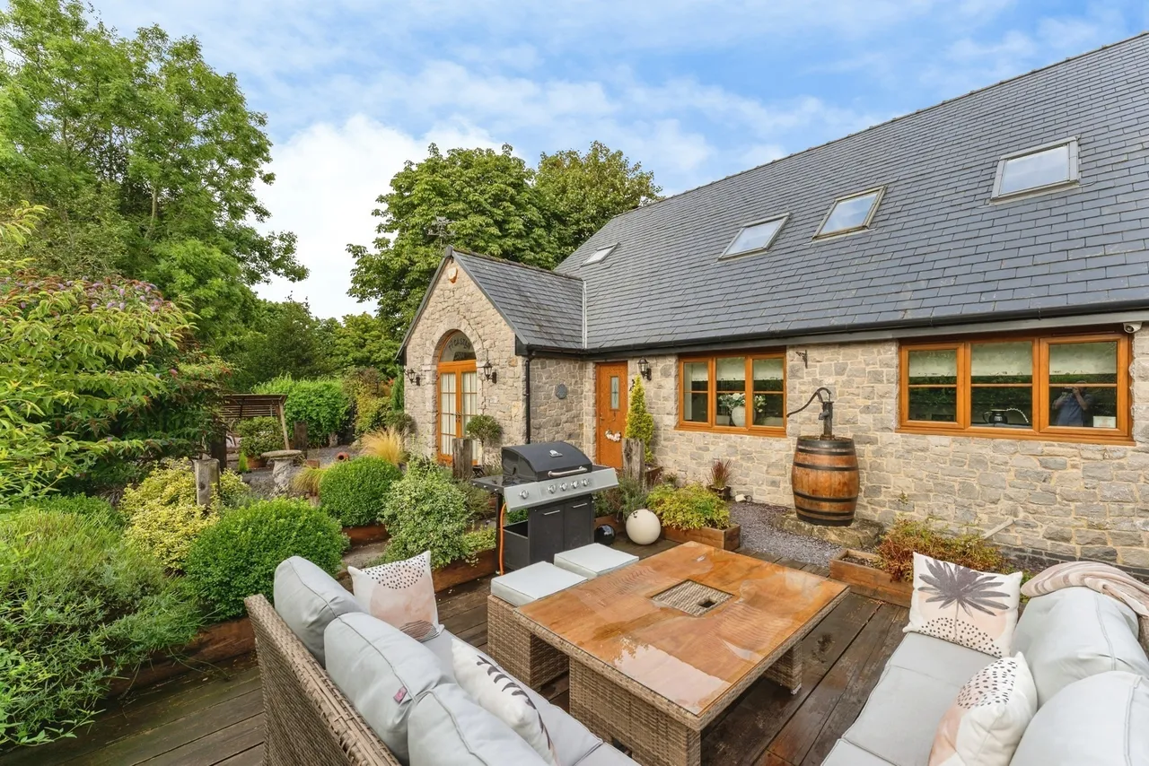 Church Terrace, Rhes-y-Cae, CH8, photo 29