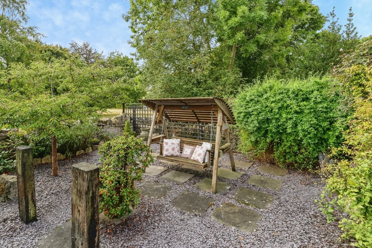 Church Terrace, Rhes-y-Cae, CH8, photo 32
