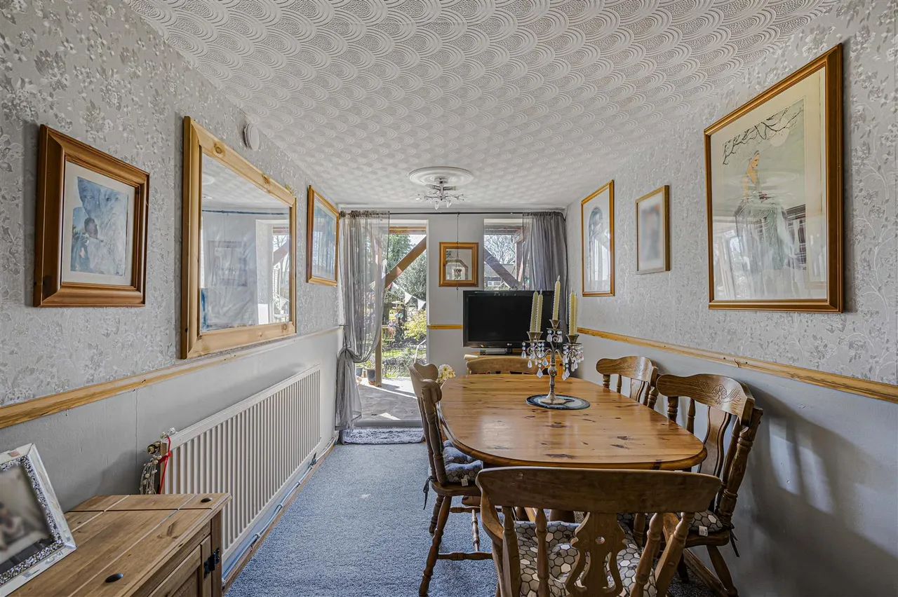 Monarch Gardens, Seaford, photo 7