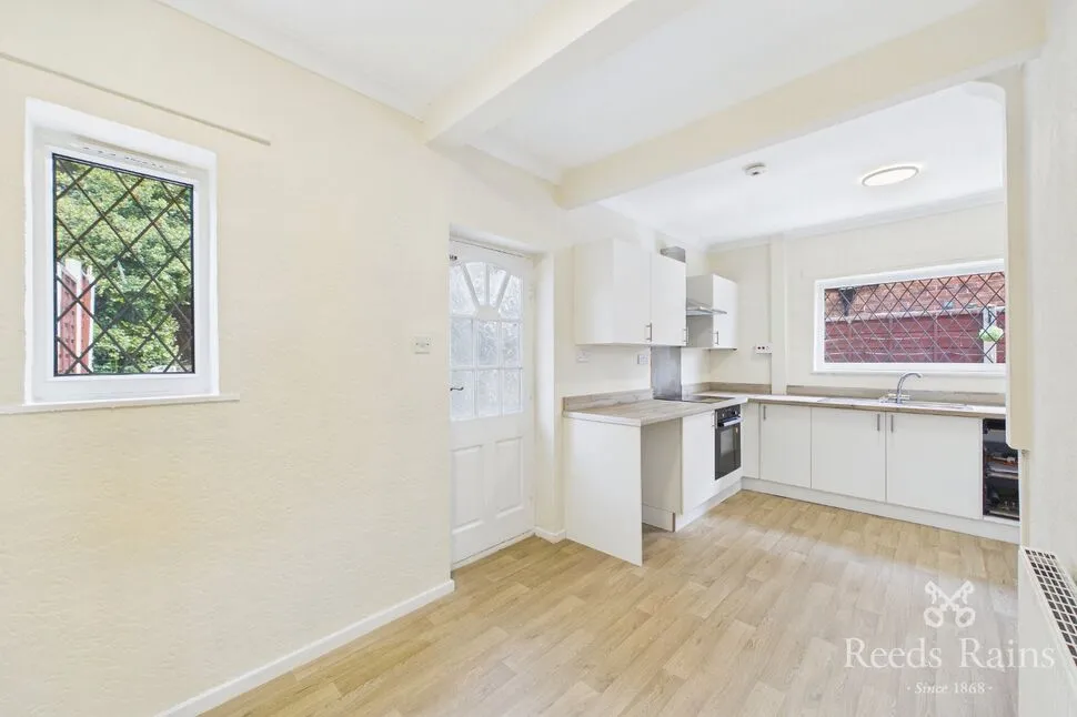 Langsett Road, Wakefield, West Yorkshire, WF2, photo 3