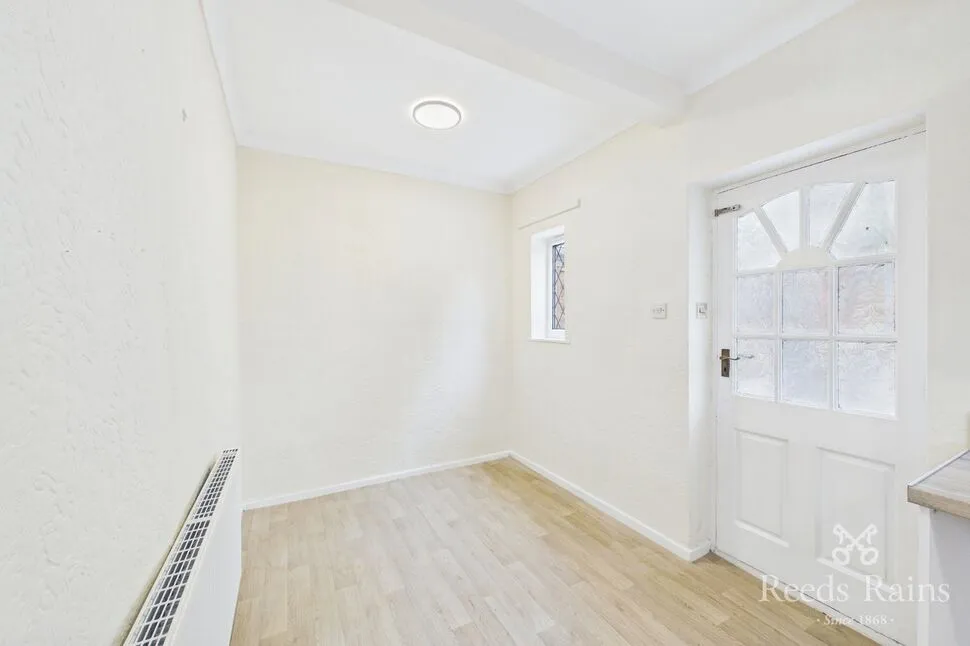 Langsett Road, Wakefield, West Yorkshire, WF2, photo 5