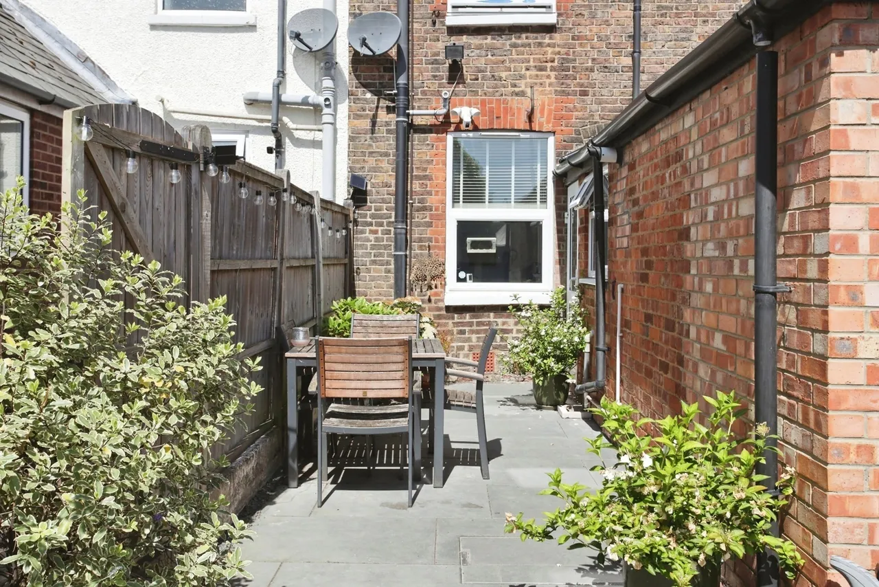Hadlow Road, Tonbridge, TN9, photo 14
