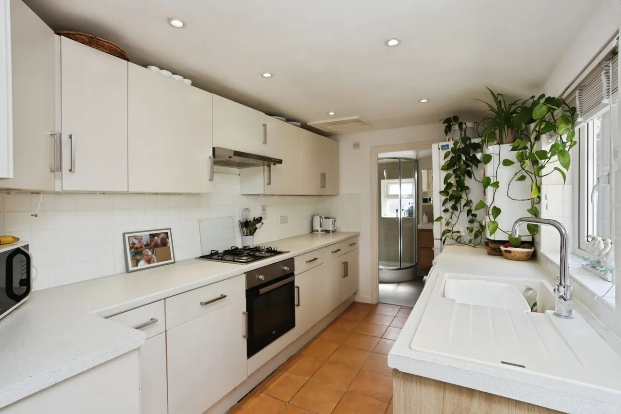 Hadlow Road, Tonbridge, TN9, photo 2