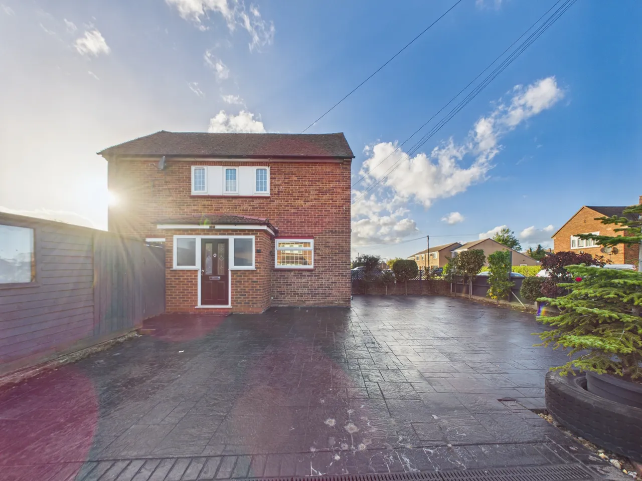 Caledonia Road, Stanwell, TW19, photo 15