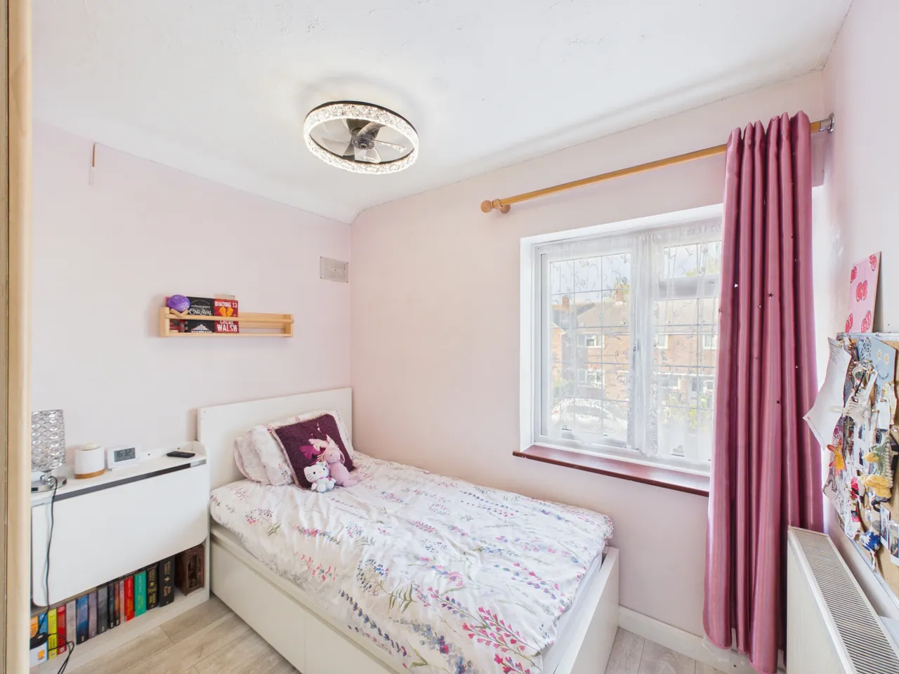 Caledonia Road, Stanwell, TW19, photo 9