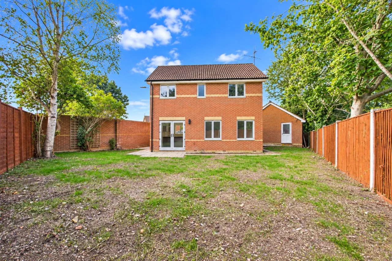 Woodfield Way, Theale, RG7, photo 11