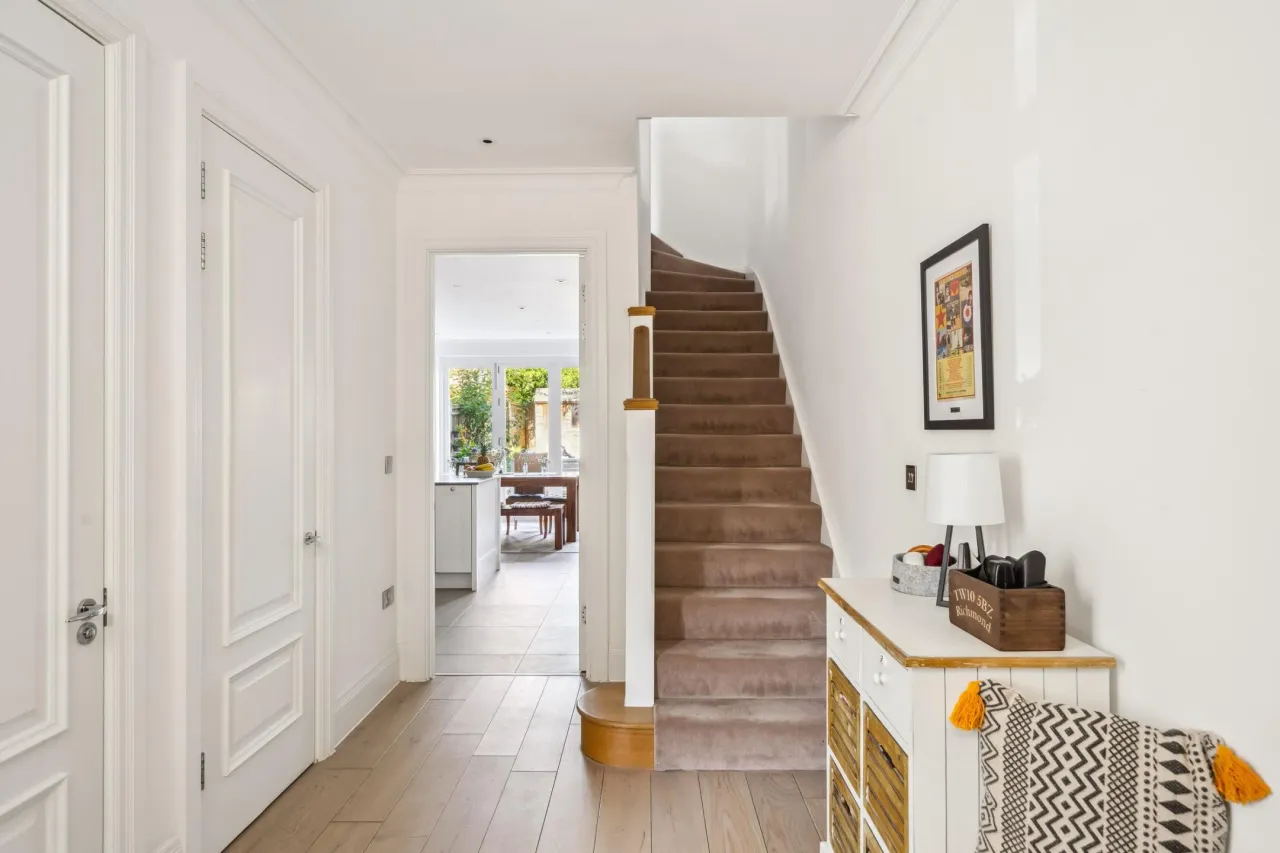 Barrons Chase, London, TW10, photo 15
