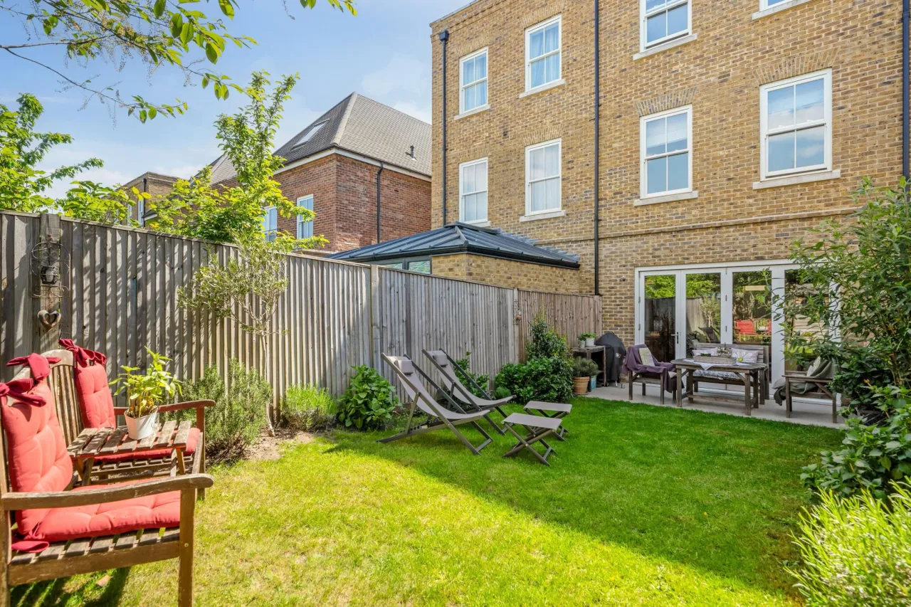 Barrons Chase, London, TW10, photo 9