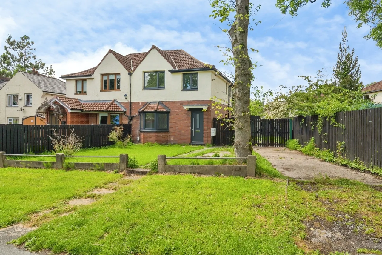 Southfield Drive, Westhoughton, BL5, photo 2