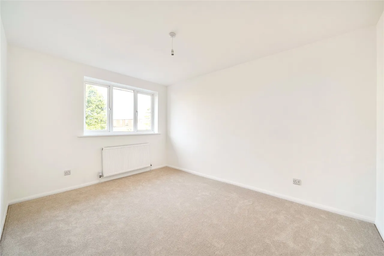 Ranyard Close, Chessington, KT9, photo 7