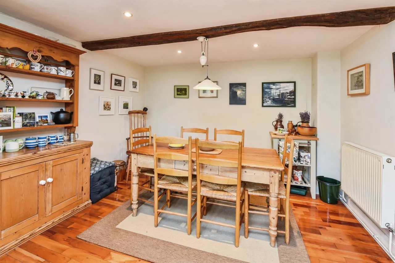 Court Farm, The Cross, BA11, photo 7