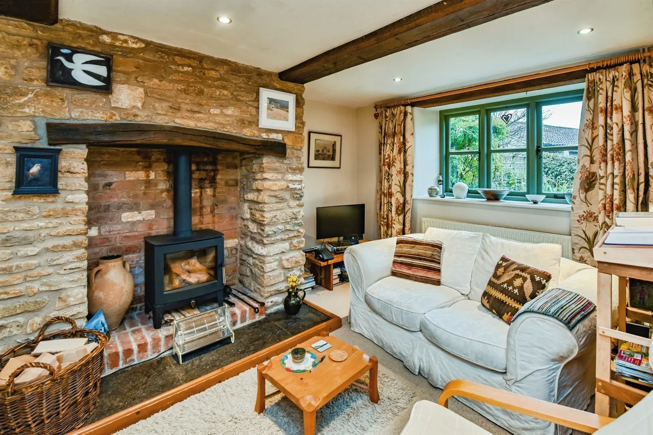 Court Farm, The Cross, BA11, photo 2