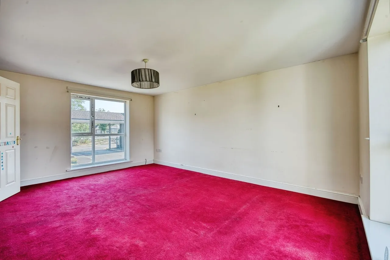 Taunton Avenue East, Stockport, Greater Manchester, SK5, photo 7
