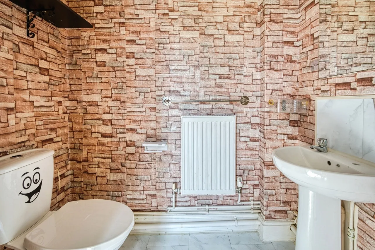 Taunton Avenue East, Stockport, Greater Manchester, SK5, photo 6