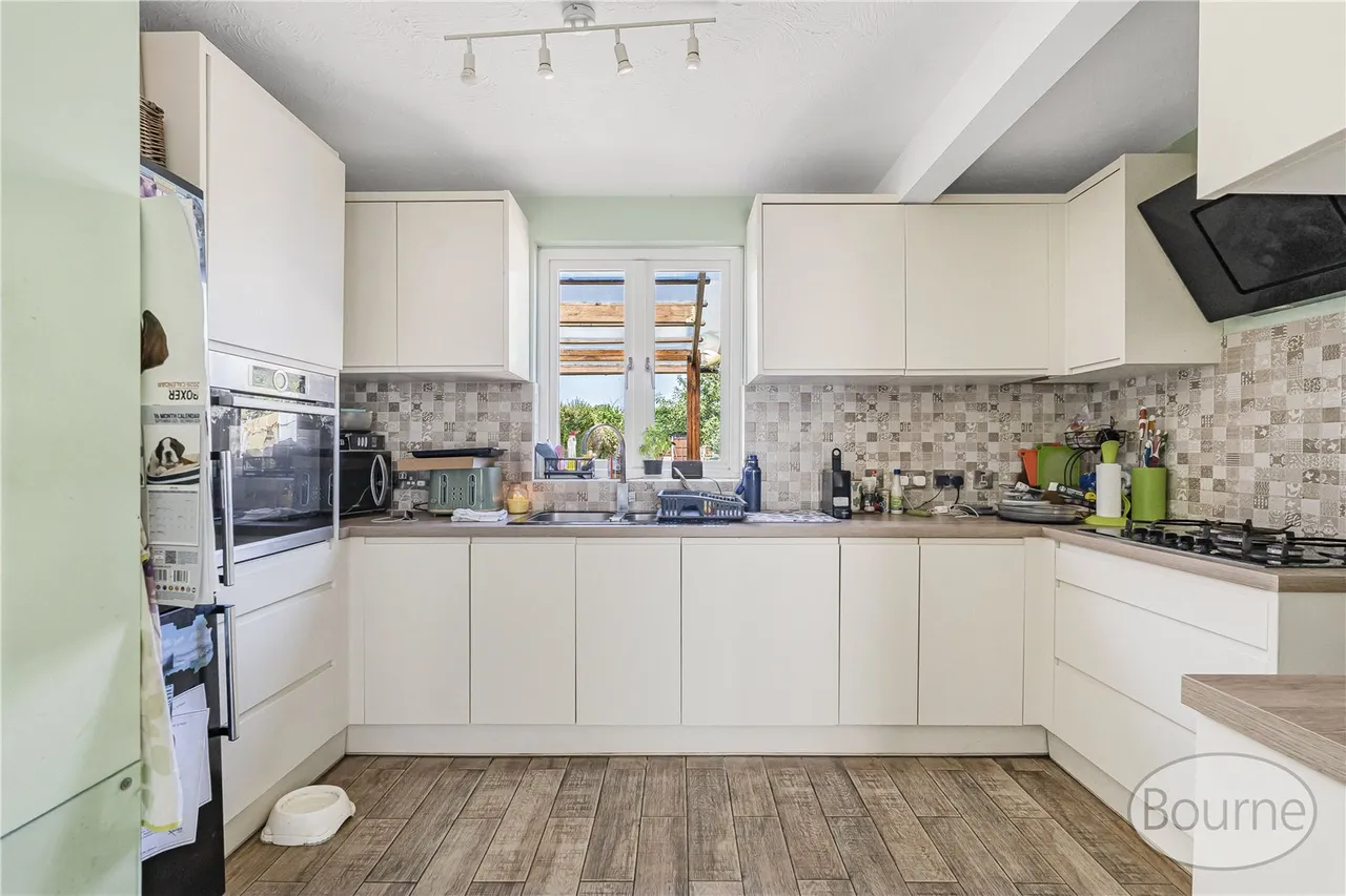 Westfield Road, Woking, GU22, photo 2