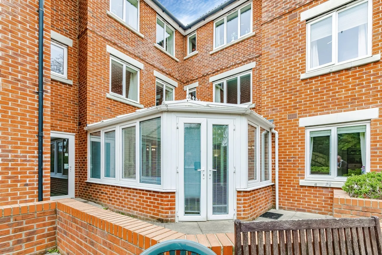 Stafford Road, Caterham, Surrey, CR3, photo 11
