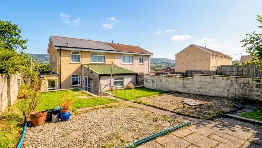Jowett Avenue, Merthyr Tydfil, photo 2