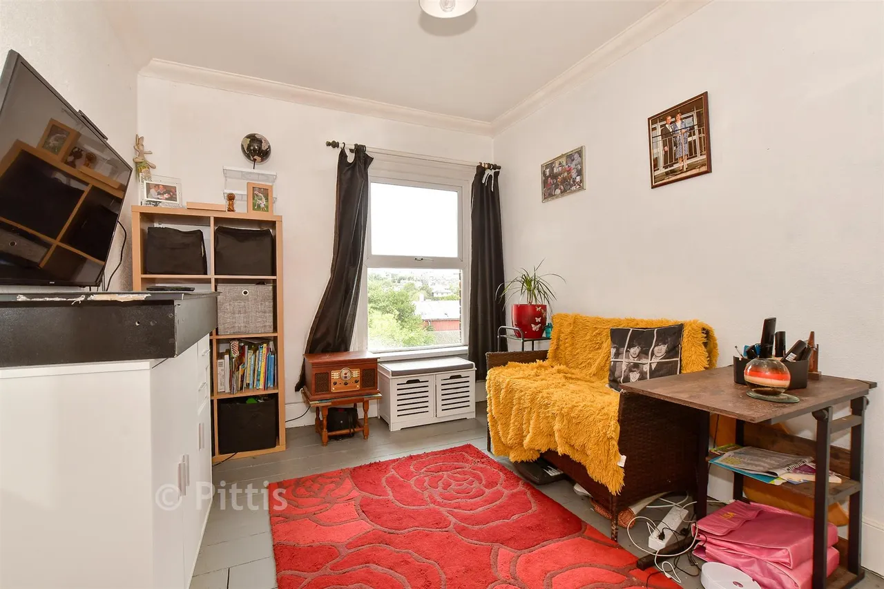 West Hill Road, Ryde, PO33, photo 10
