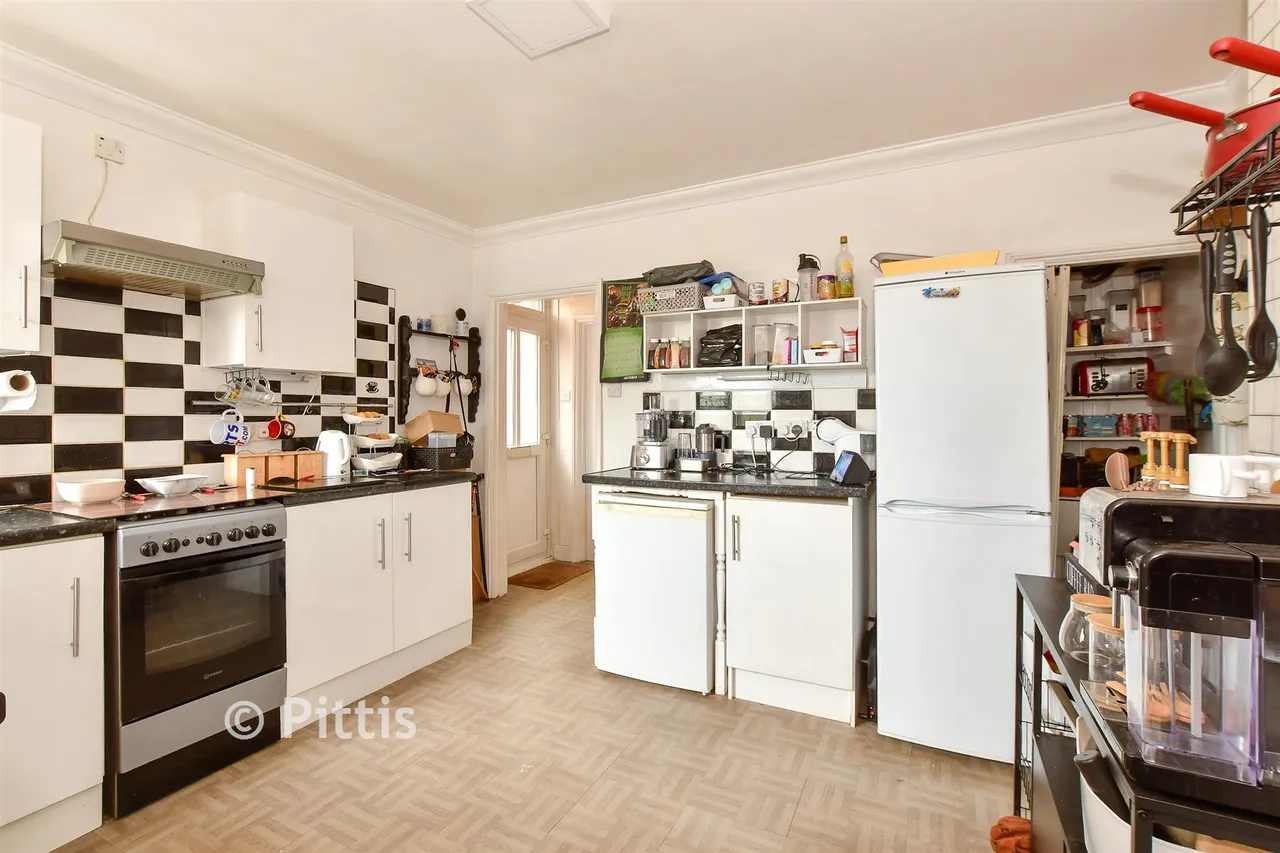 West Hill Road, Ryde, PO33, photo 7