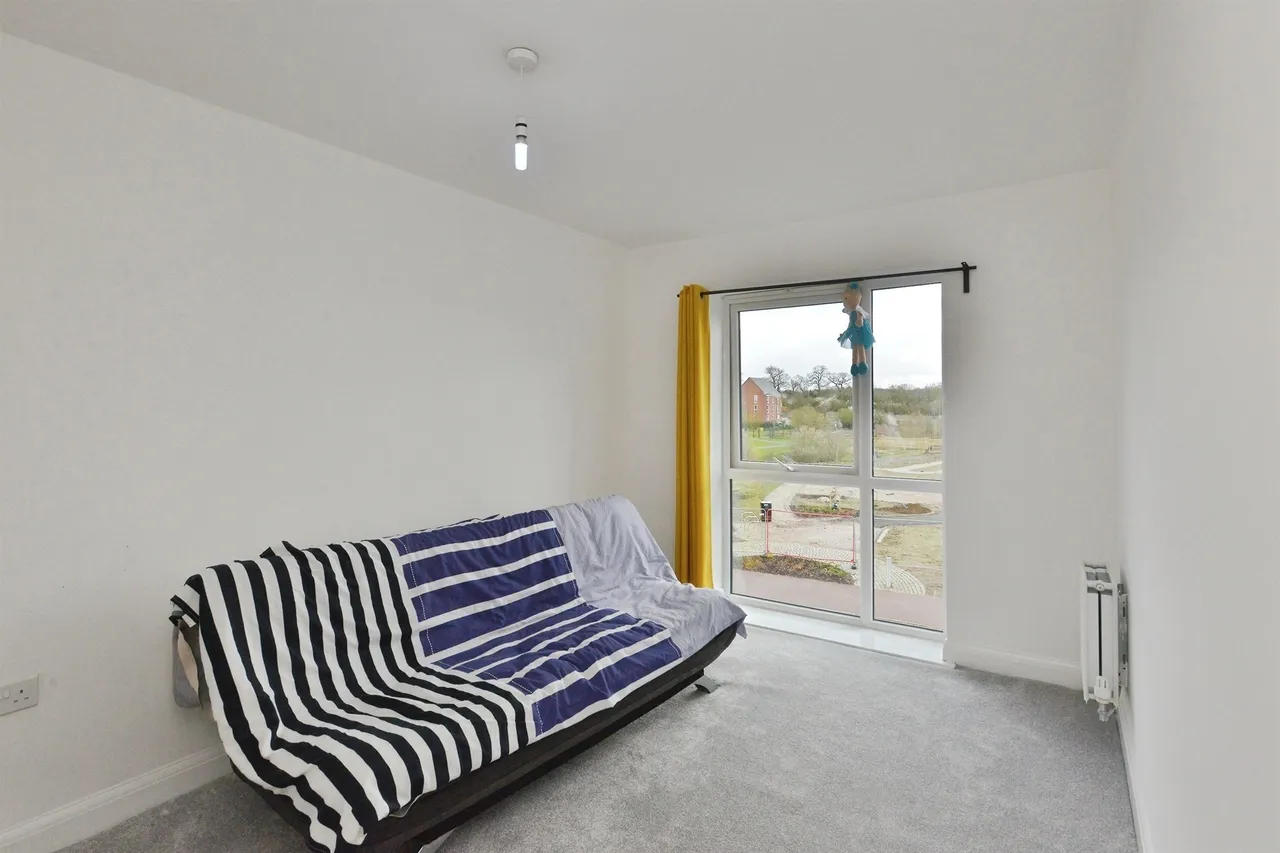 Burney Drive, Eagle Farm South, MK17, photo 17