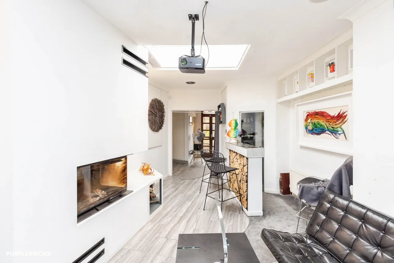 New Close Road, Shipley, BD18, photo 15