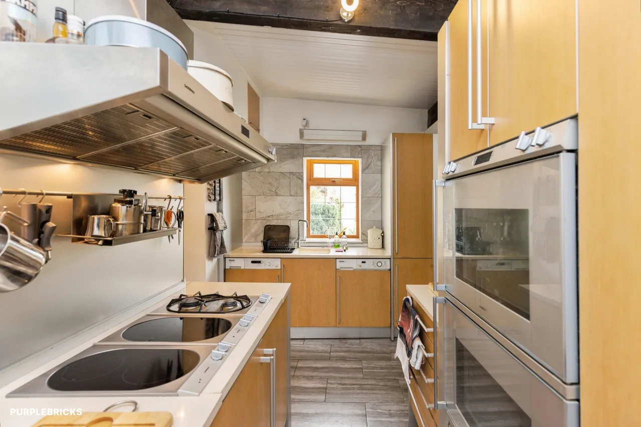 New Close Road, Shipley, BD18, photo 32