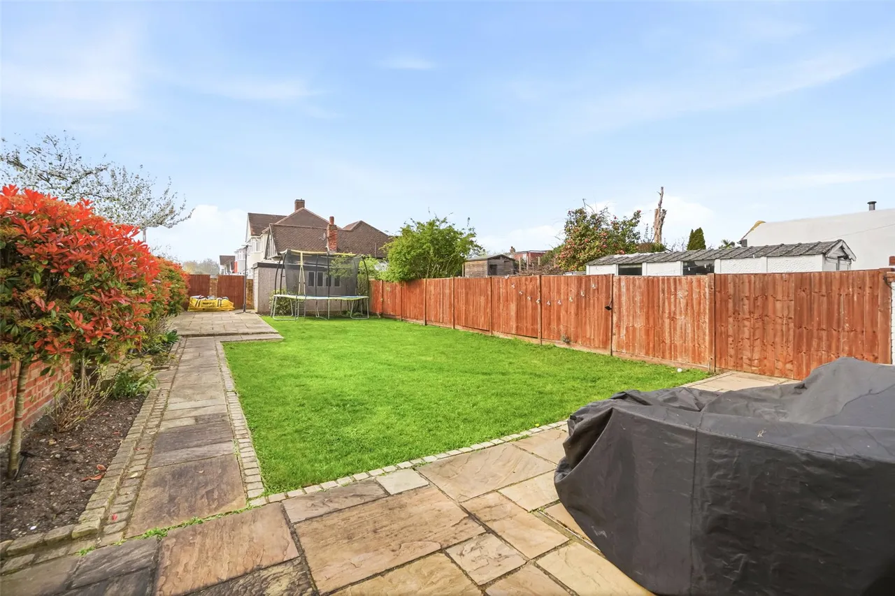 Lyndhurst Avenue, Twickenham, TW2 6BN, photo 8