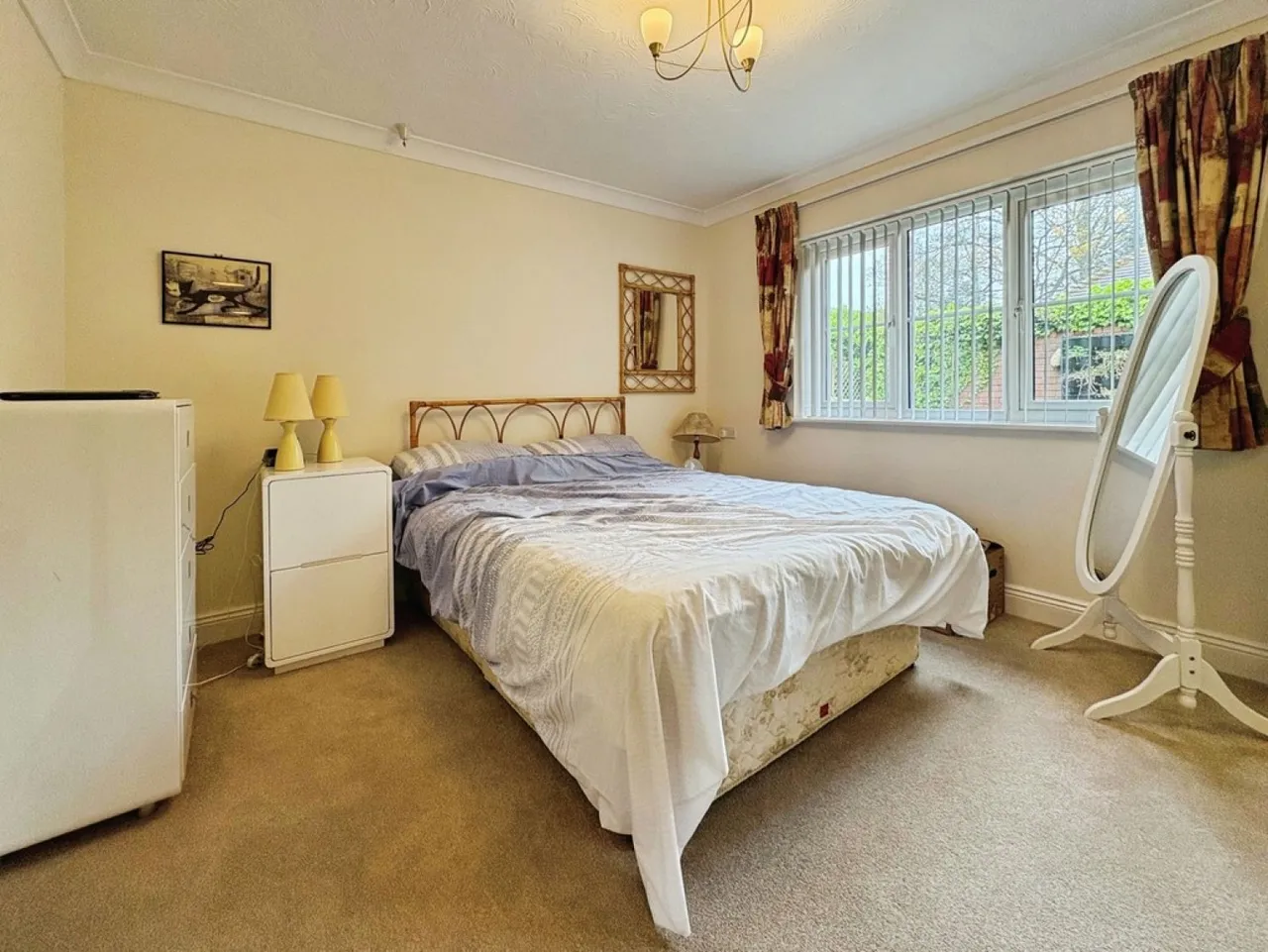 Coverdale Court, Yeovil, photo 10