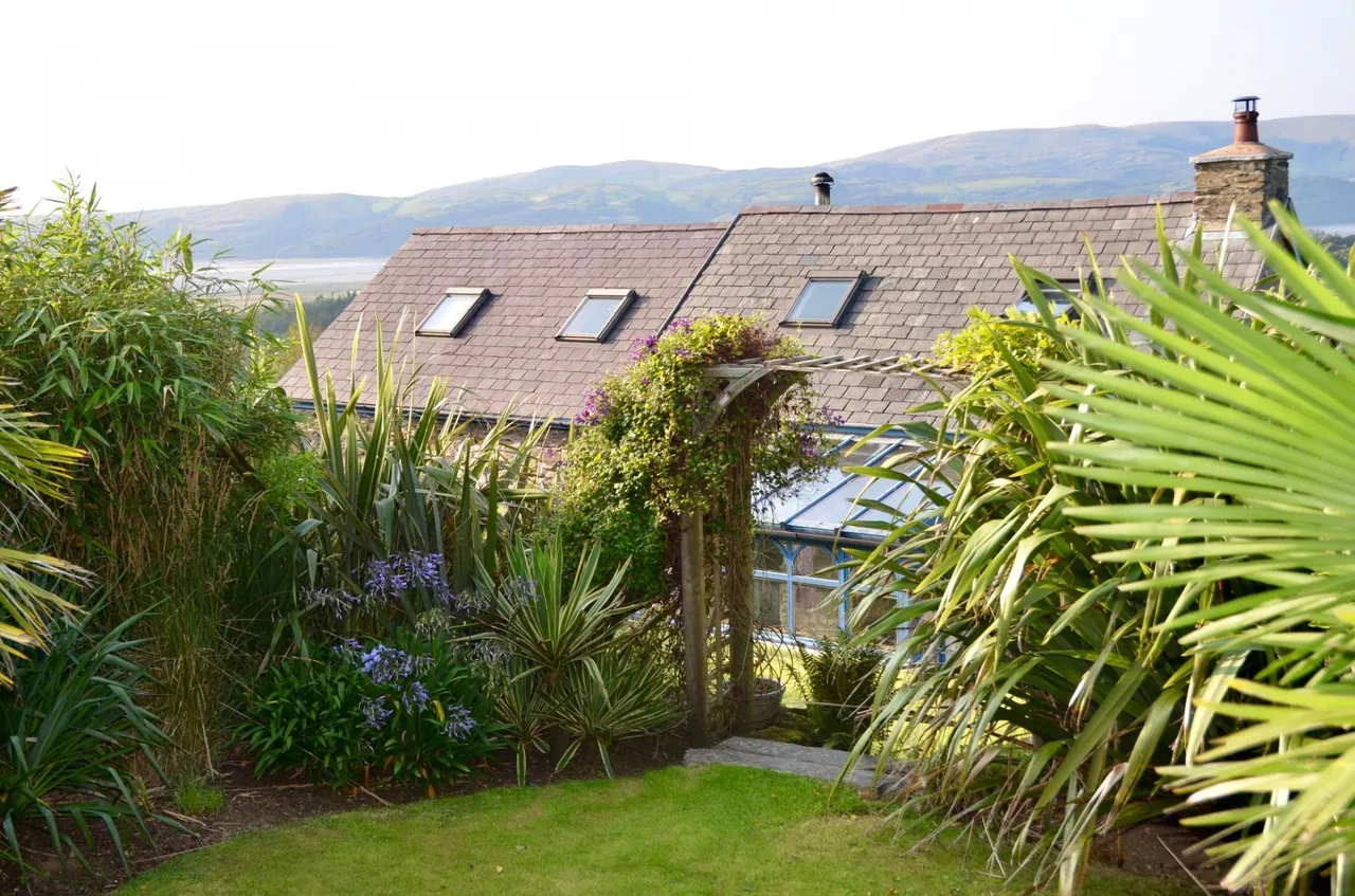 Talybont, SY24, photo 33