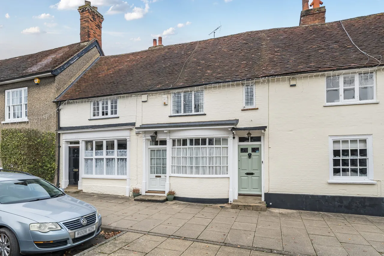 2 bed house for sale — High Street, Odiham, Hook, RG29 1LG