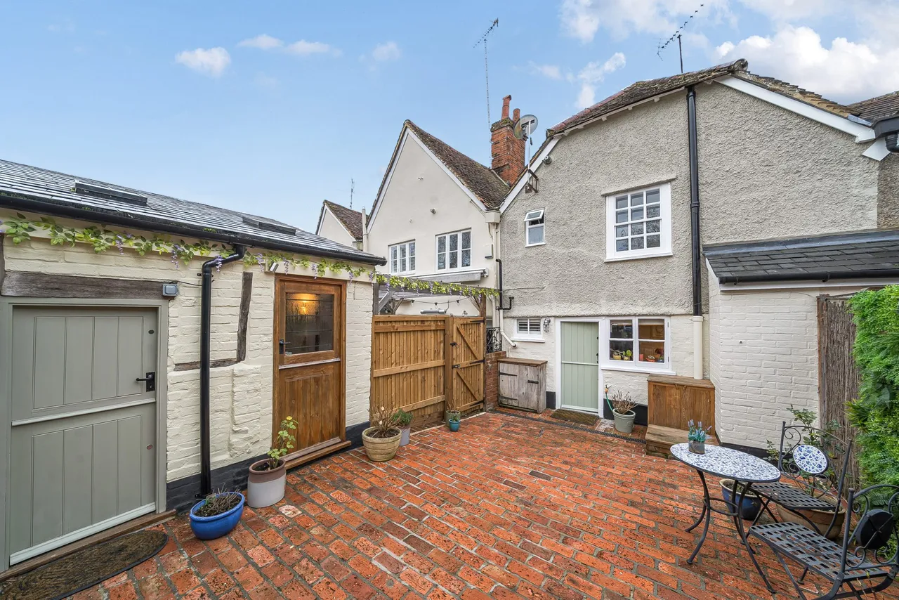High Street, Odiham, Hook, RG29 1LG, photo 12